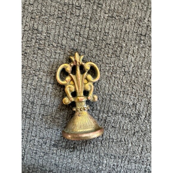 Vintage Collectable Rustic Brass Seal Stamp SWAK Aged Patina Tarnished Charm - Picture 3 of 4